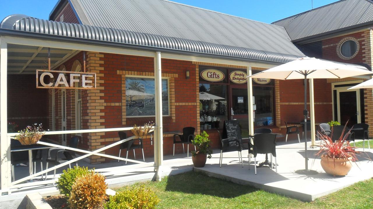 Sheffield Motor Inn מראה חיצוני תמונה